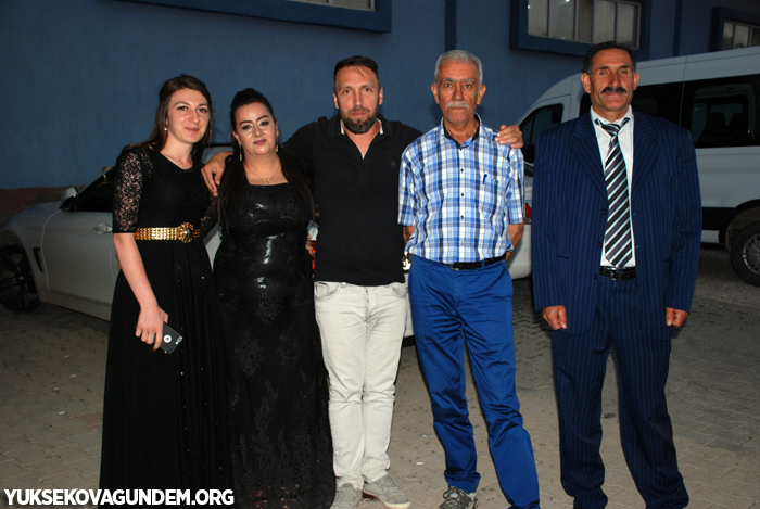 Geylani Ailesinin mutlu günü 222