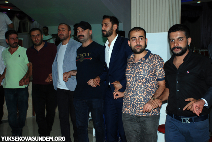 Geylani Ailesinin mutlu günü 238