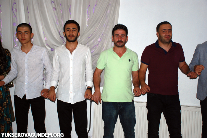 Geylani Ailesinin mutlu günü 241