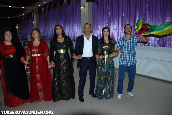 Geylani Ailesinin mutlu günü 243