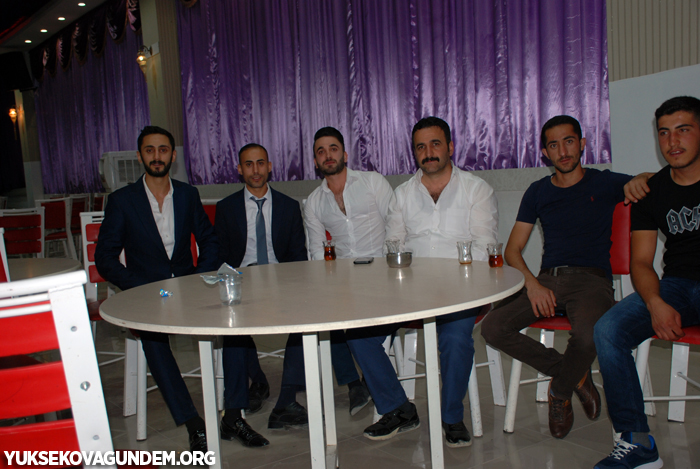 Geylani Ailesinin mutlu günü 247