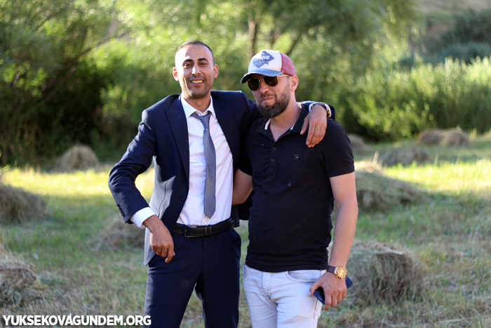 Geylani Ailesinin mutlu günü 266