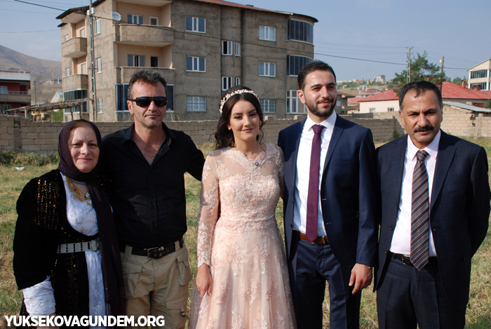 Yüksekova'ya Fransız gelin 21