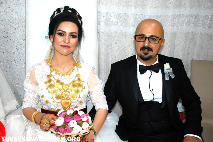 Yüksekova'da iki kardeş aynı gün evlendi 6
