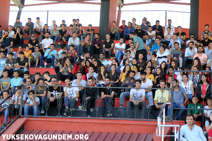 Yüksekova Belediyespor, 2 golle tur atlamayı başardı 14