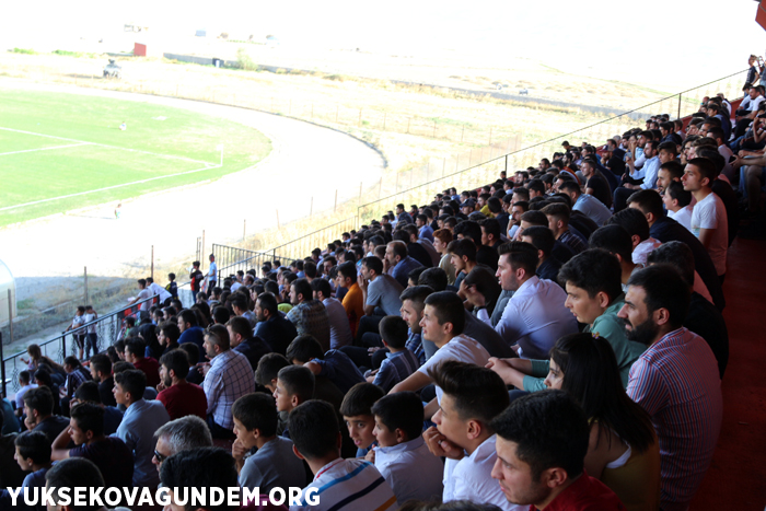 Yüksekova Belediyespor, 2 golle tur atlamayı başardı 24