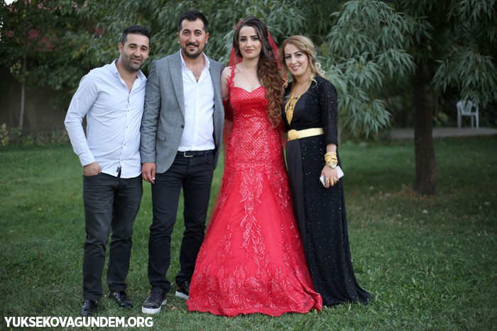 Er ve Karay Ailesinin mutlu günü 45