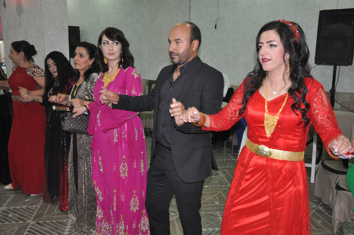 Erin Ailesinin mutlu günü 21