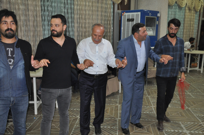 Erin Ailesinin mutlu günü 29