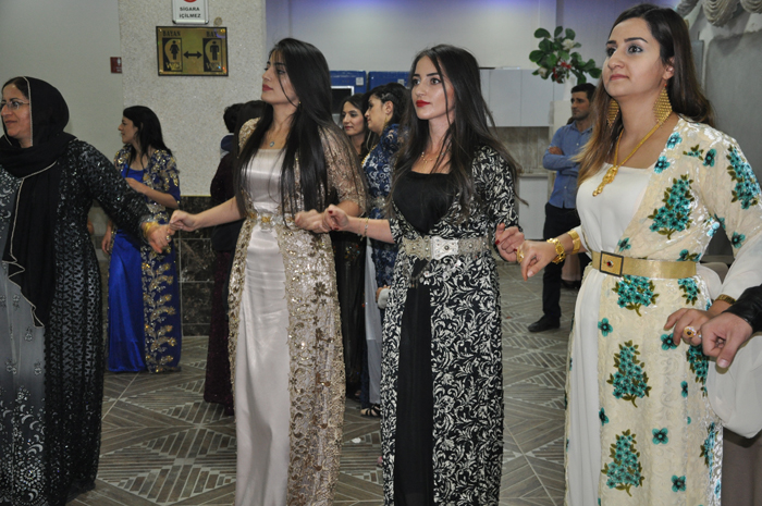 Erin Ailesinin mutlu günü 38