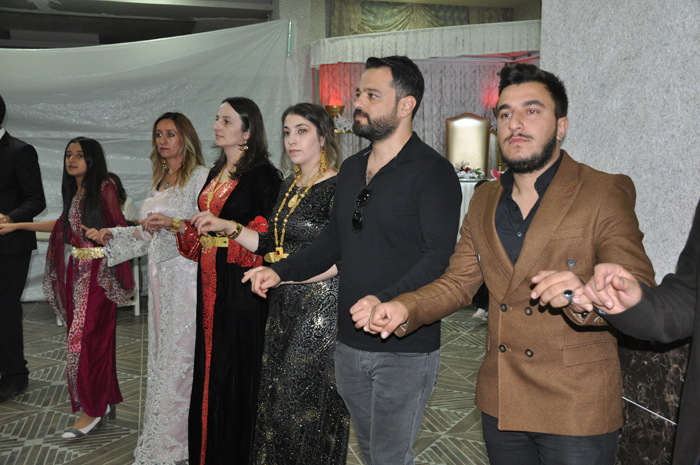 Erin Ailesinin mutlu günü 76