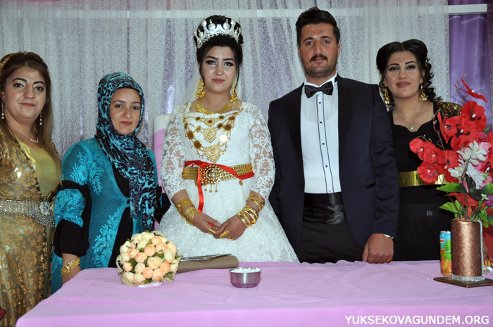 Dikçe ailesinin mutlu günü 143