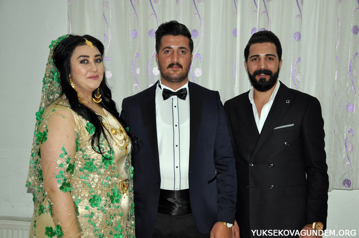Dikçe ailesinin mutlu günü 153