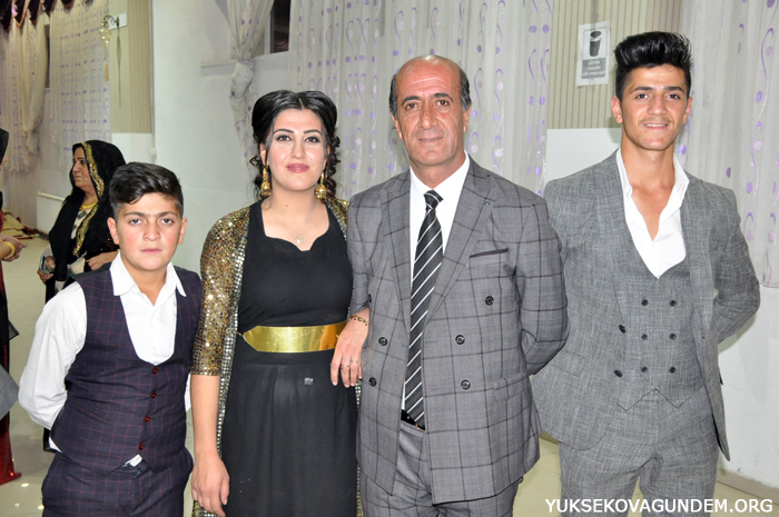 Dikçe ailesinin mutlu günü 190