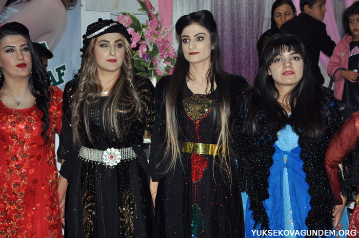 Dikçe ailesinin mutlu günü 68