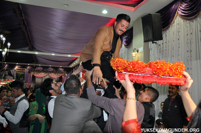 Dikçe ailesinin mutlu günü 95