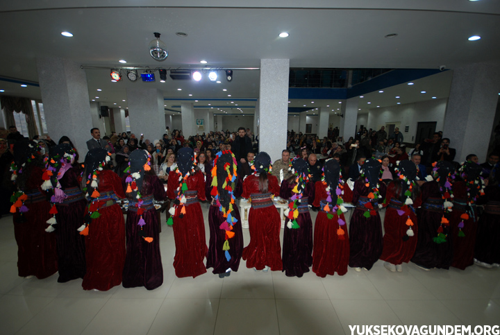 Yüksekova'da ‘Kadınlarımız İçin Bir Aradayız’ etkinliği 13