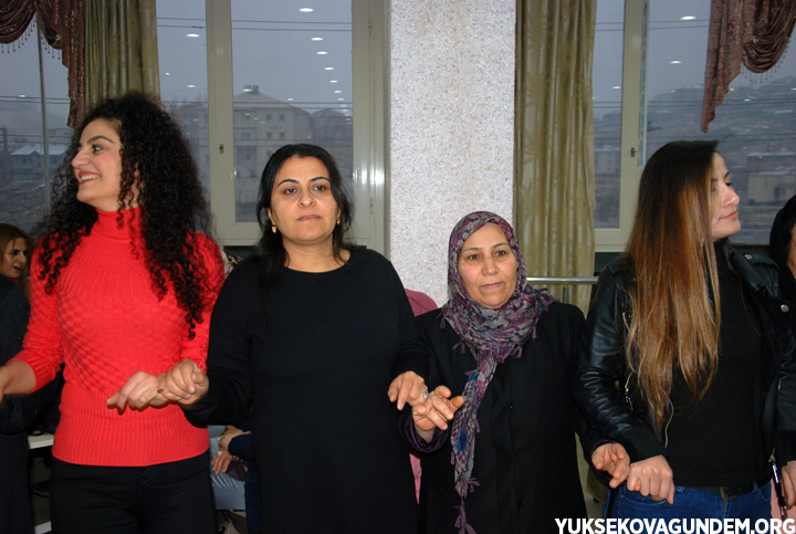 Yüksekova'da ‘Kadınlarımız İçin Bir Aradayız’ etkinliği 31