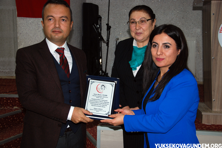 Yüksekova'da ‘Kadınlarımız İçin Bir Aradayız’ etkinliği 8