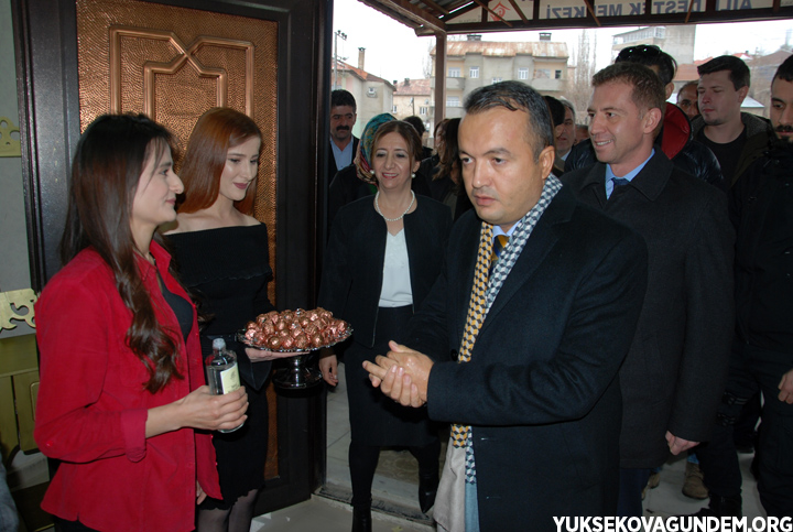 Yüksekovalı kadınlardan yıl sonu sergisi 14