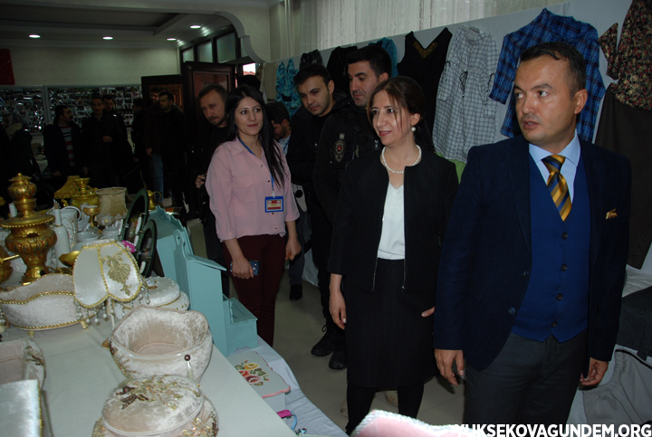Yüksekovalı kadınlardan yıl sonu sergisi 31