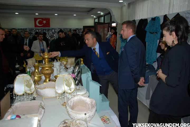 Yüksekovalı kadınlardan yıl sonu sergisi 35