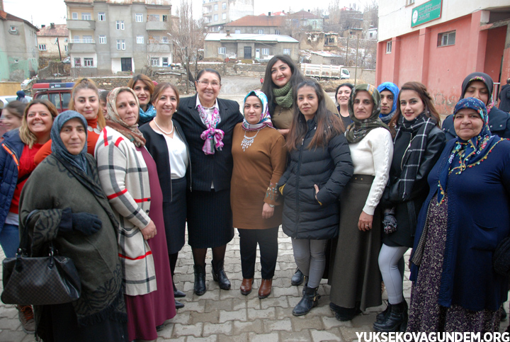 Yüksekovalı kadınlardan yıl sonu sergisi 58