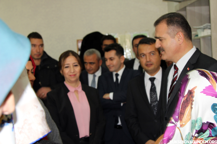 Vali Akbıyık Yüksekova'da Temaslarda Bulundu 17