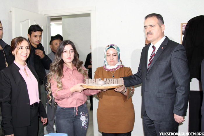 Vali Akbıyık Yüksekova'da Temaslarda Bulundu 18