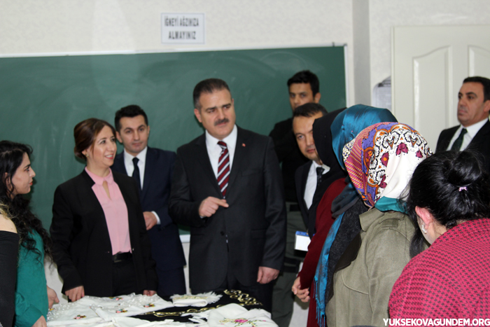 Vali Akbıyık Yüksekova'da Temaslarda Bulundu 19