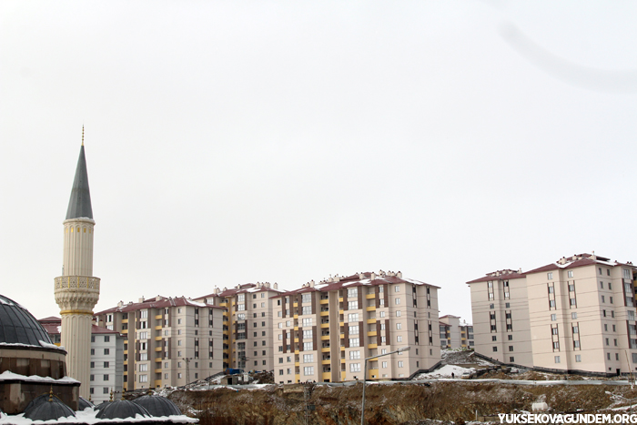 Vali Akbıyık Yüksekova'da Temaslarda Bulundu 5