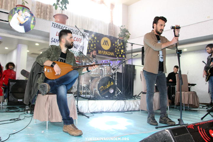 Yüksekova'da yardımlaşma ve dayanışma konseri 16