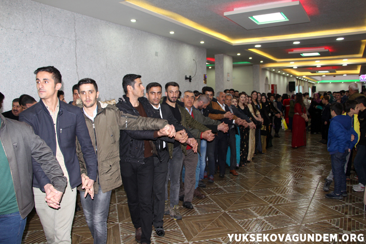 Yüksekova'da yılın ilk düğünü 11