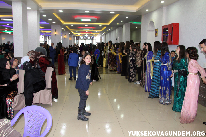 Yüksekova'da yılın ilk düğünü 42