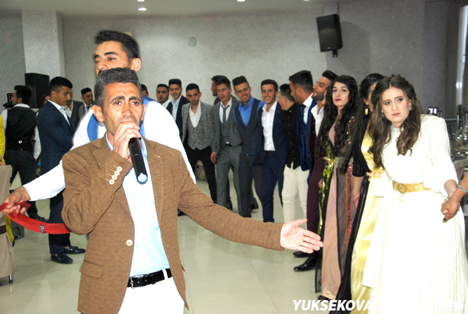 Yüksekova Mesleki ve Teknik Anadolu Lisesi'nin mezuniyet gecesi 15