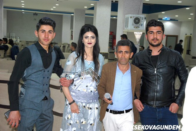 Yüksekova Mesleki ve Teknik Anadolu Lisesi'nin mezuniyet gecesi 57