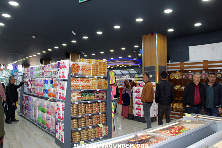 ‘Nişan Park AVM’ hizmete açıldı 20