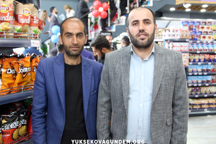 ‘Nişan Park AVM’ hizmete açıldı 27