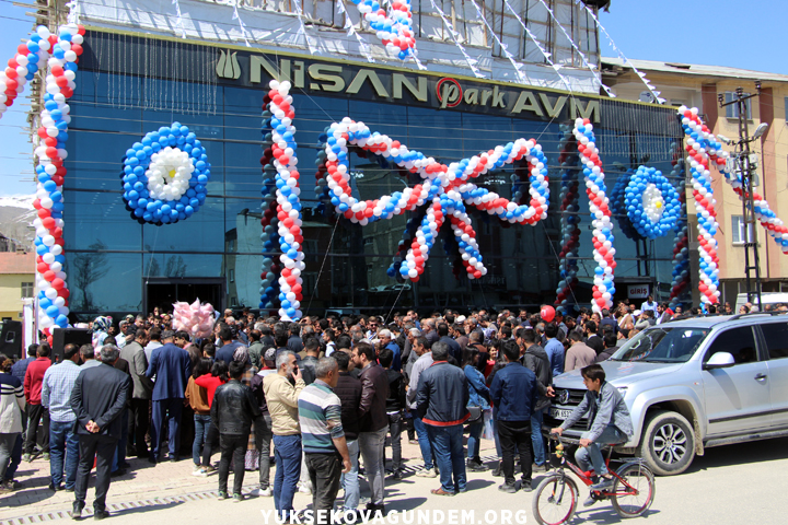 ‘Nişan Park AVM’ hizmete açıldı 3