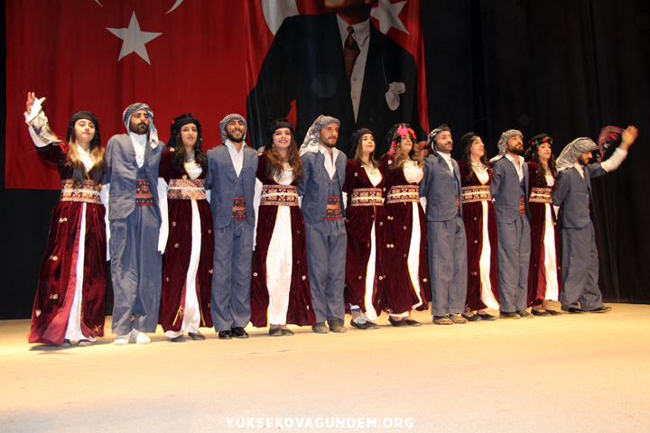 Yüksekova'da yıl sonu sergisi 5