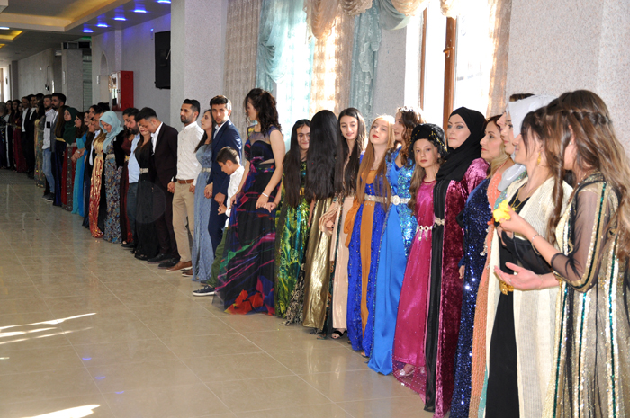 Baykal ailesinin mutlu günü 16