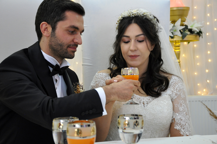 Baykal ailesinin mutlu günü 19