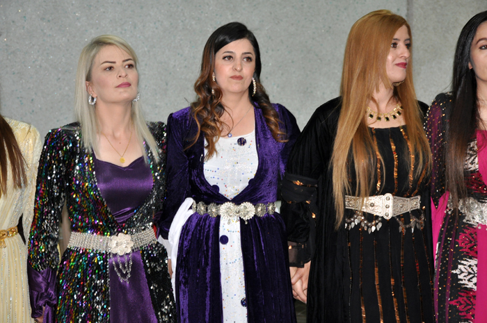 Baykal ailesinin mutlu günü 54