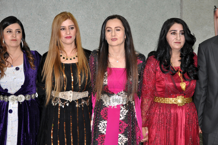 Baykal ailesinin mutlu günü 58