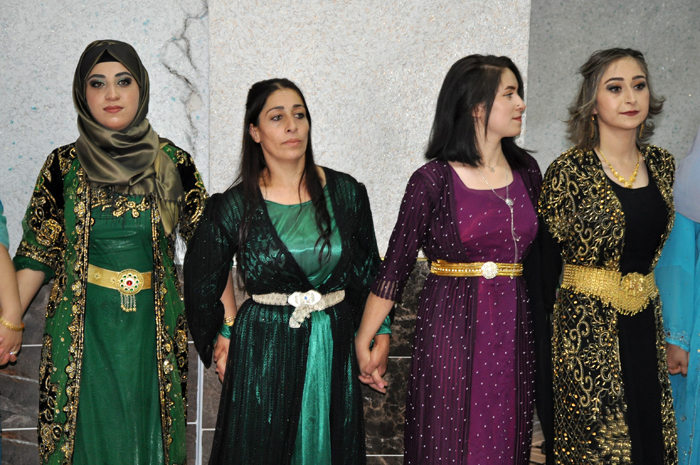 Baykal ailesinin mutlu günü 59