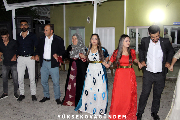 Uçuş ailesinin mutlu günü 102