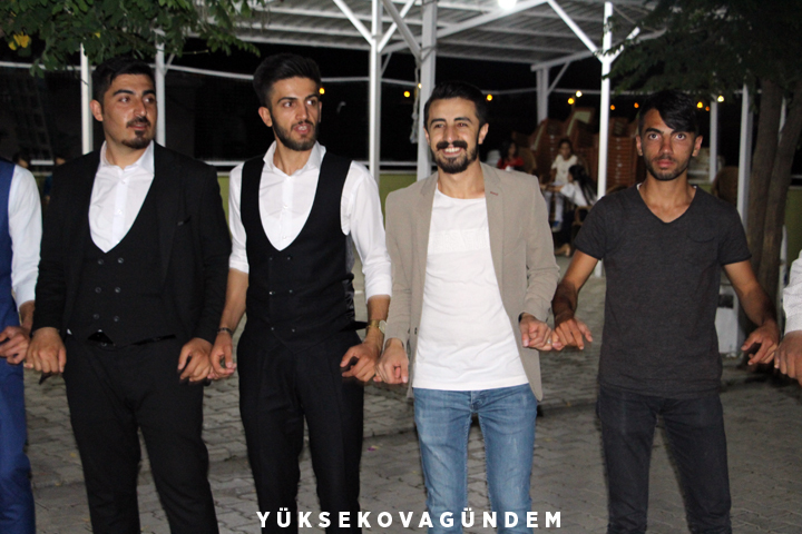 Uçuş ailesinin mutlu günü 104
