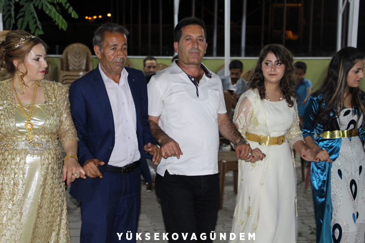 Uçuş ailesinin mutlu günü 120