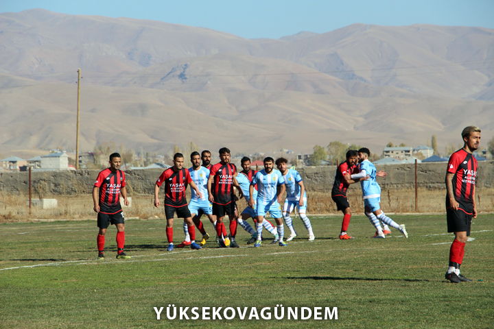 Yüksekova Belediyespor kendi evinde kazandı 14