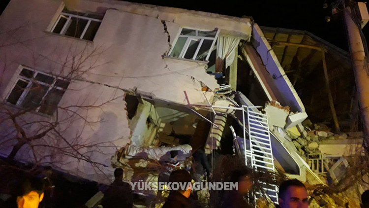 Elazığ'da Deprem! 10